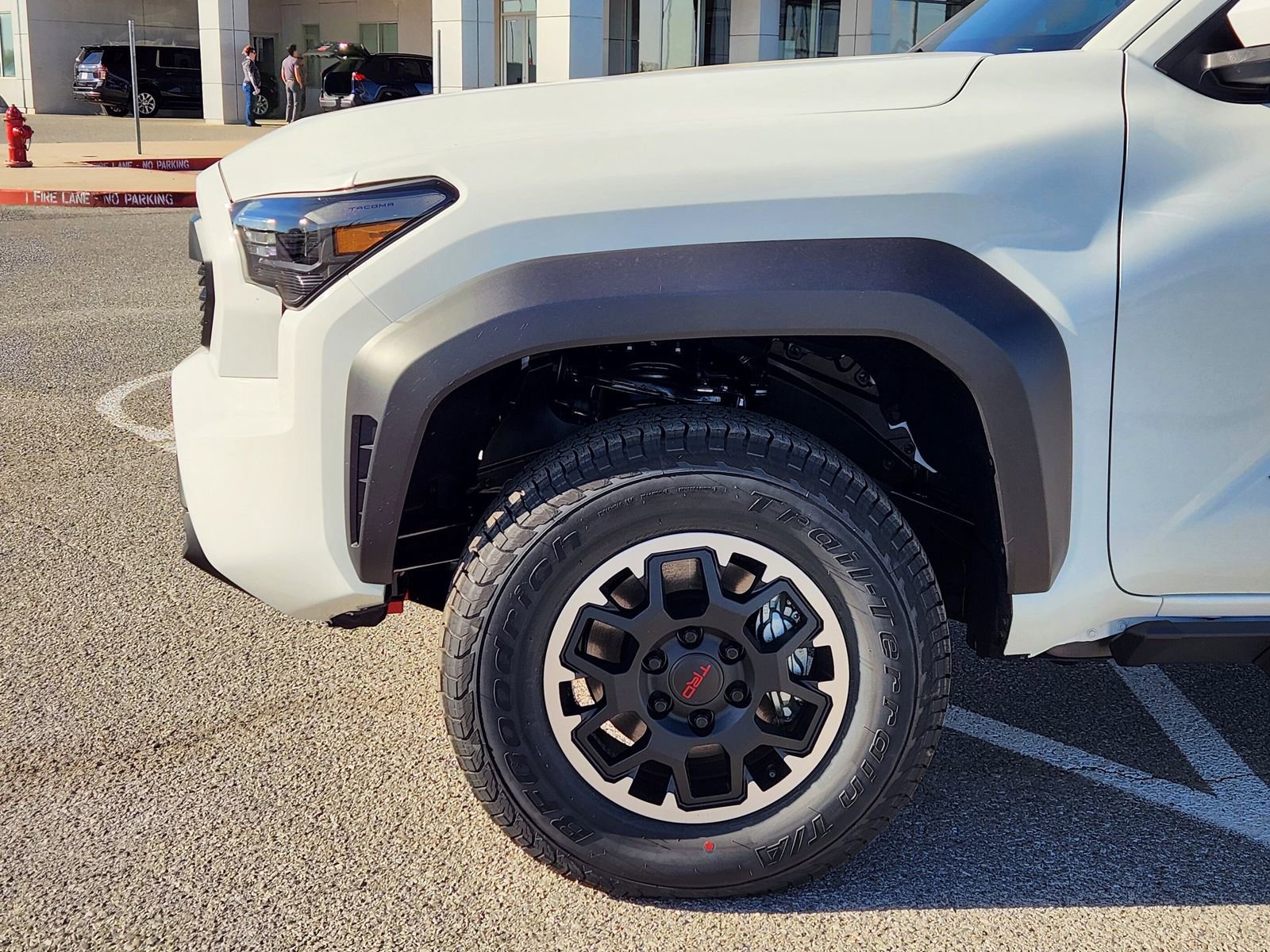 New 2025 Toyota Tacoma TRD Off-Road image 9