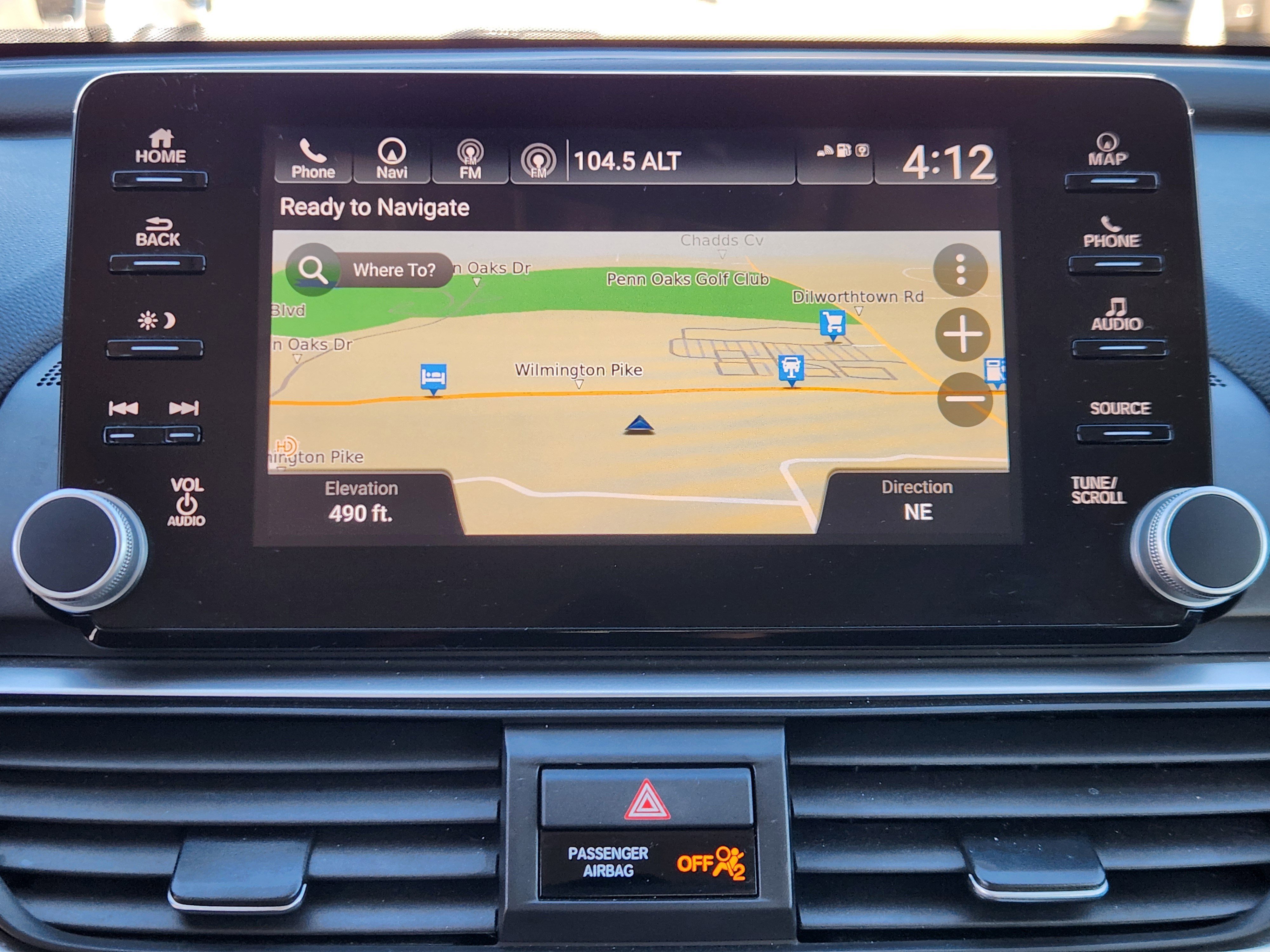 Used 2018 Honda Accord Touring image 12