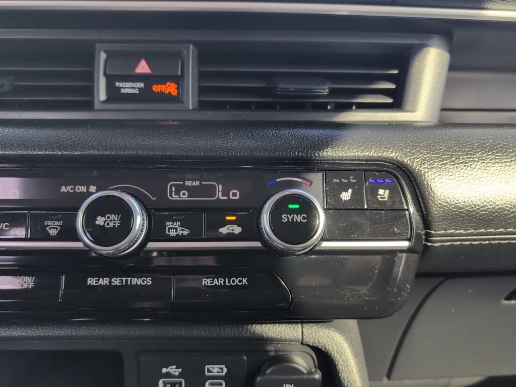 Used 2025 Honda Pilot Elite image 24