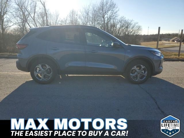 New 2026 Ford Escape ST-Line w/ Tech Pack #1 image 2
