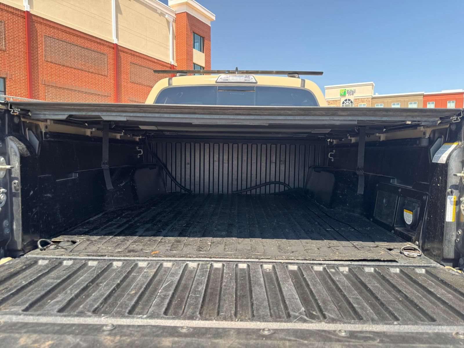 Used 2019 Toyota Tacoma TRD Off-Road AWD/4WD image 17