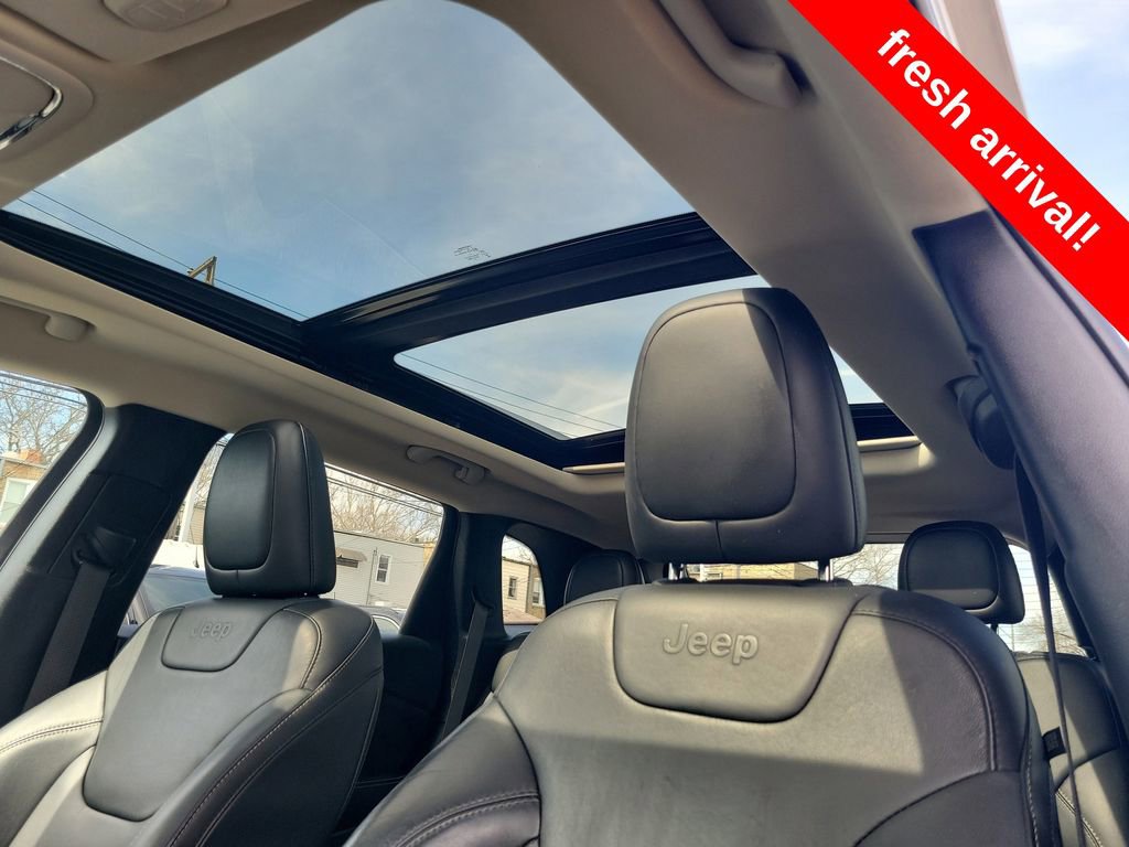 Used 2015 Jeep Cherokee Limited image 20