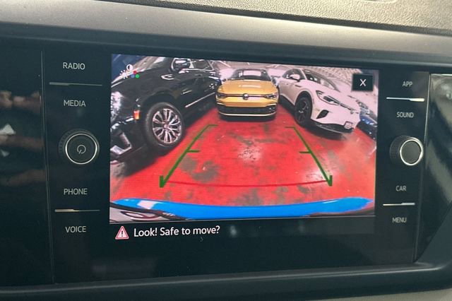 Certified 2023 Volkswagen Taos SE w/ Panoramic Sunroof Package FWD image 25