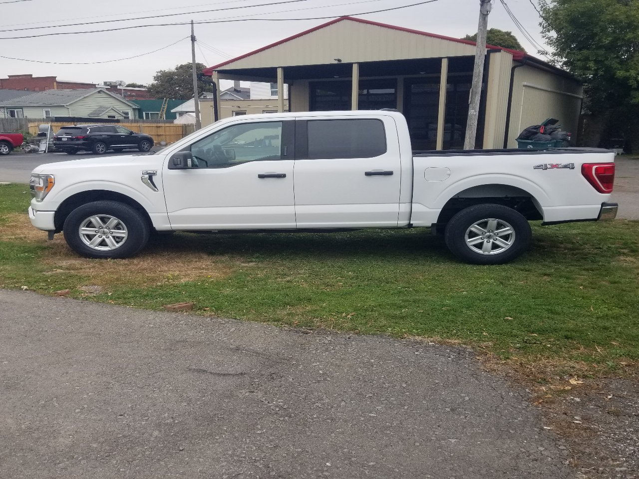Used 2021 Ford F150 XLT w/ Equipment Group 301A Mid image 2
