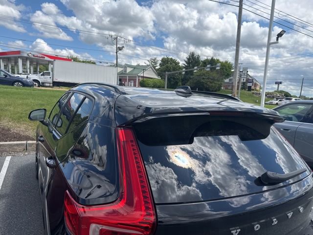 Used 2024 Volvo XC40 B5 Plus w/ Protection Package Premier AWD/4WD image 20