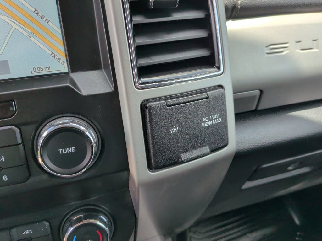Used 2019 Ford F250 Lariat w/ Lariat Value Package AWD/4WD image 33