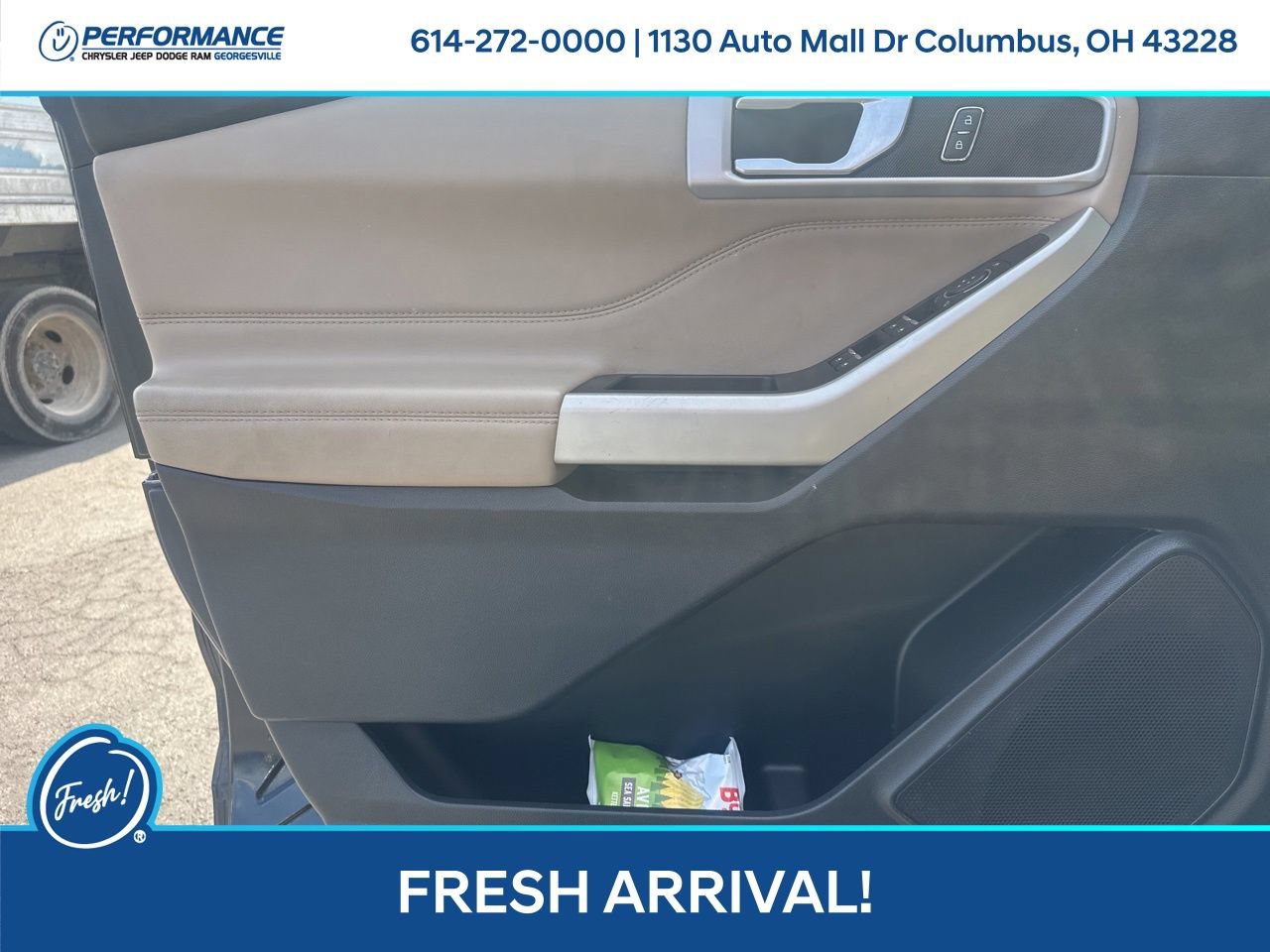 Used 2022 Ford Explorer XLT w/ Equipment Group 202A AWD/4WD image 12
