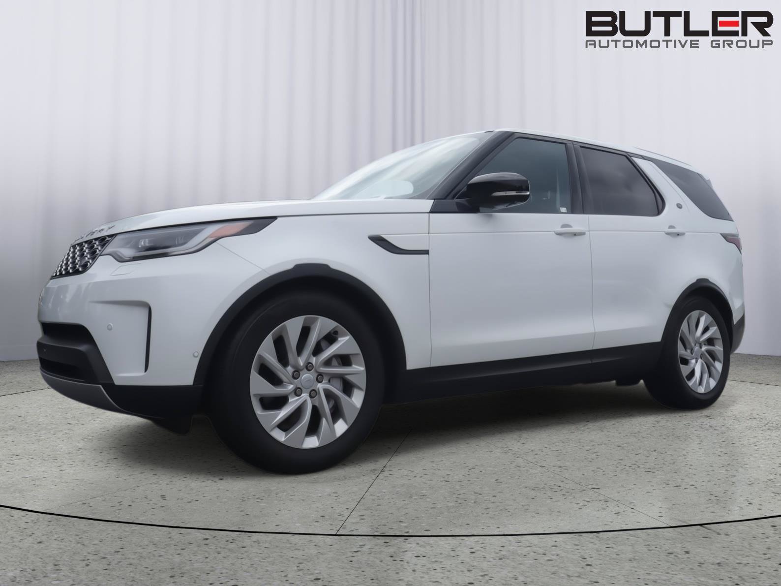 Used 2024 Land Rover Discovery S AWD/4WD image 44
