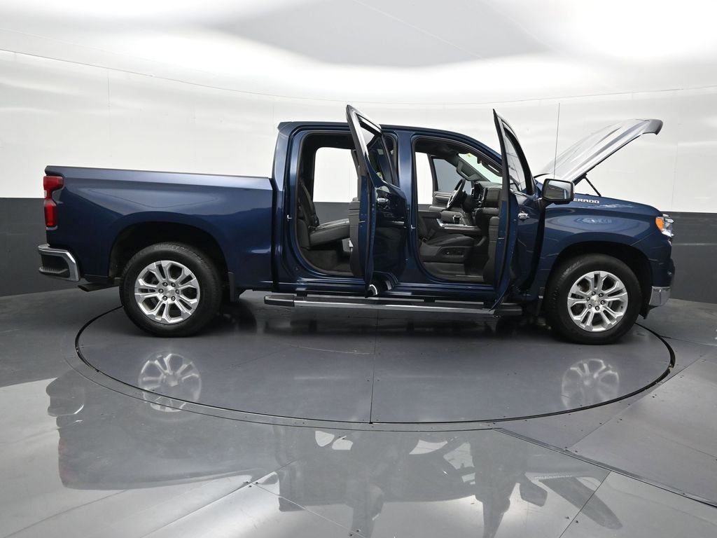 Used 2023 Chevrolet Silverado 1500 LTZ RWD image 32
