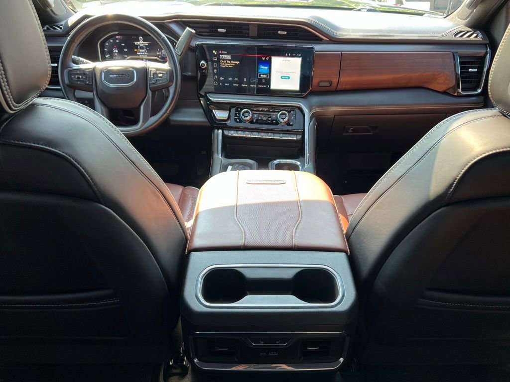 Used 2024 GMC Sierra 2500 Denali Ultimate image 26
