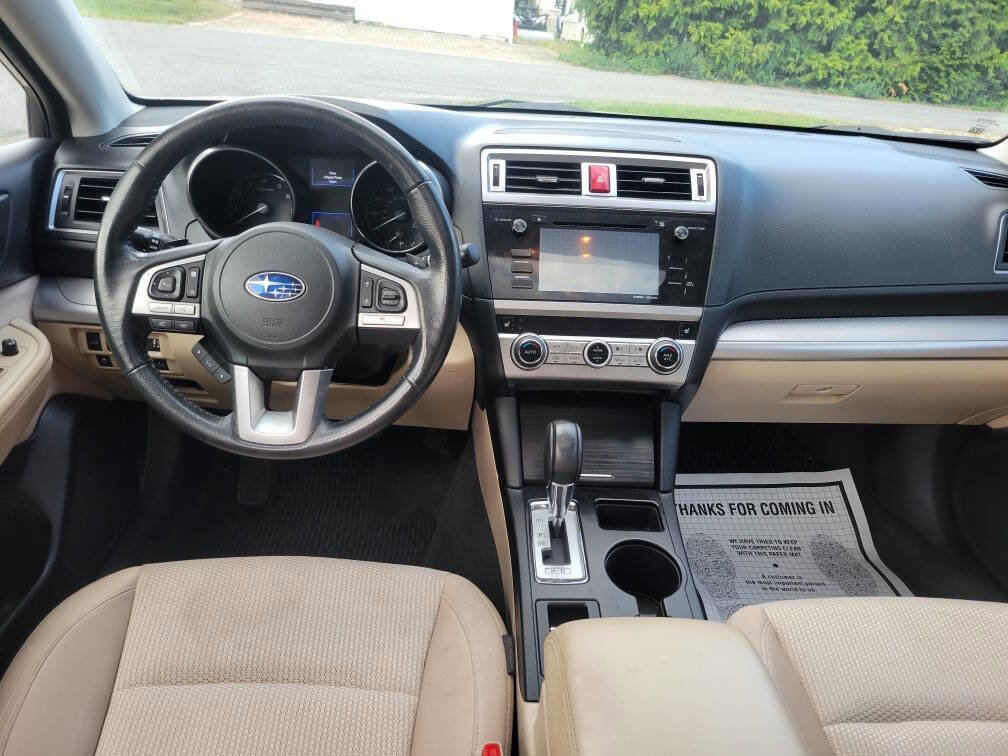 Used 2015 Subaru Outback 2.5i Premium image 12