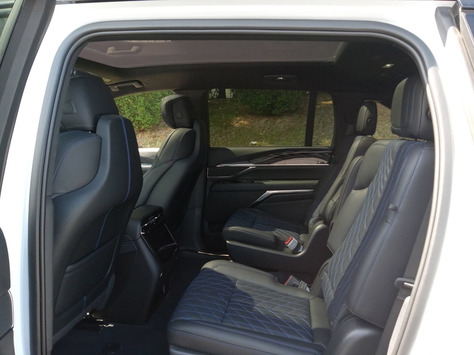 New 2026 Cadillac Escalade IQ Sport 1 AWD/4WD image 23