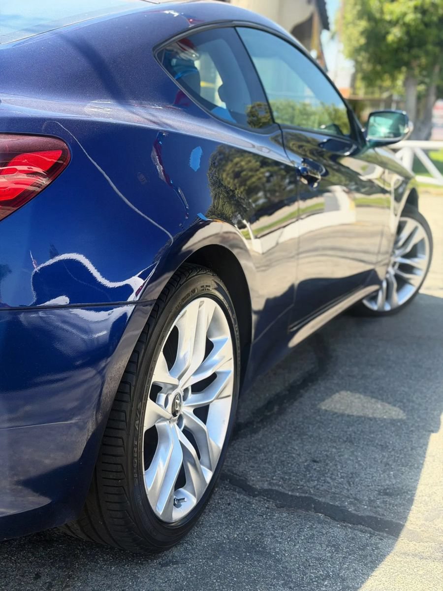 Used 2015 Hyundai Genesis 3.8 RWD image 7