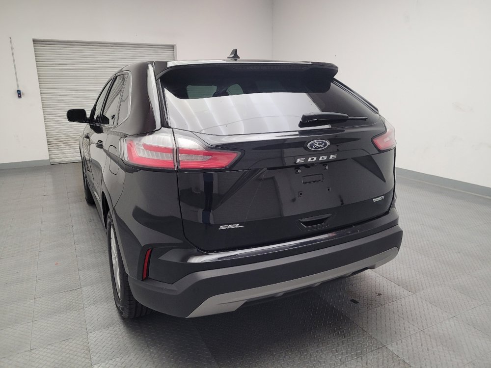 Used 2024 Ford Edge SEL image 6