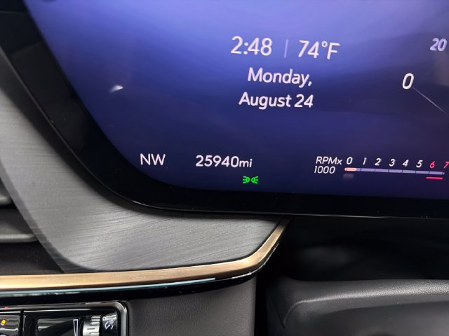 Used 2025 Buick Envision Avenir AWD/4WD image 17