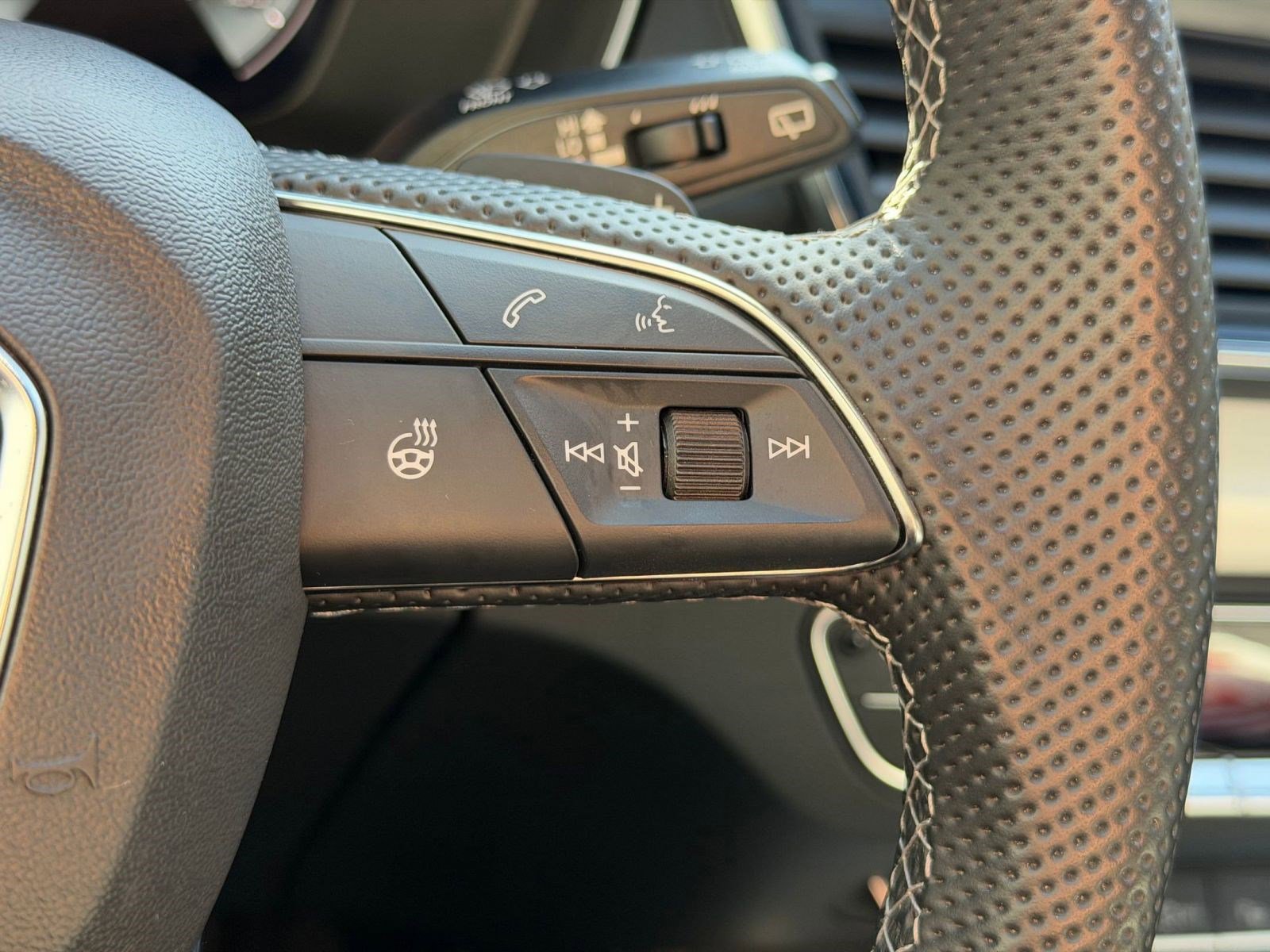 Certified 2023 Audi Q5 e Prestige w/ Prestige Package image 29