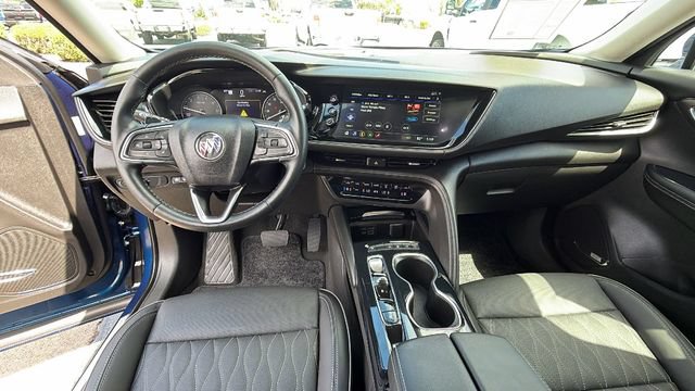 Used 2023 Buick Envision Avenir FWD image 18