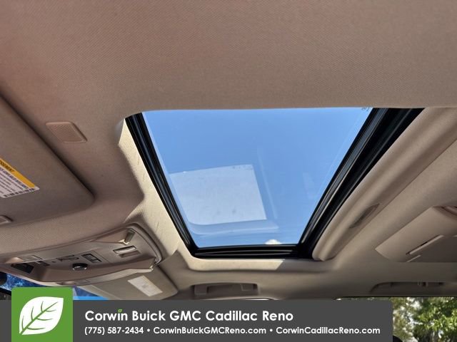 Used 2018 GMC Yukon Denali w/ Denali Ultimate Package image 18