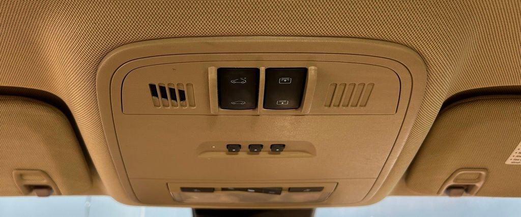 Used 2013 Buick LaCrosse Premium w/ Driver Confidence Package image 30