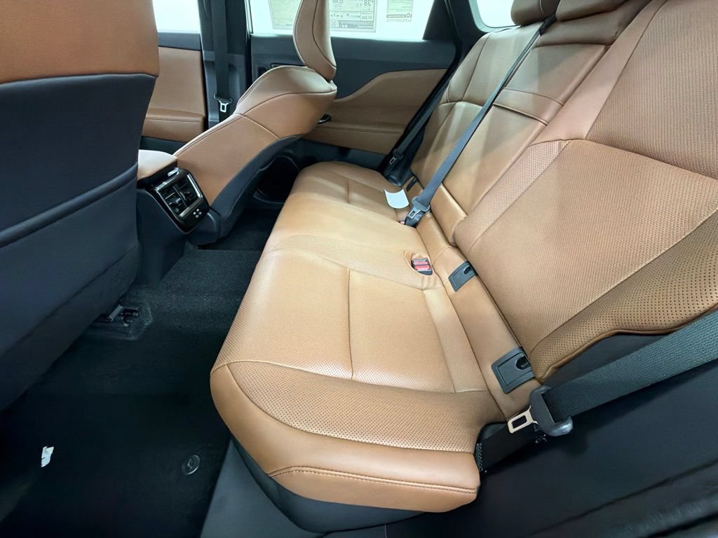 New 2026 Toyota Crown Signia AWD/4WD image 31