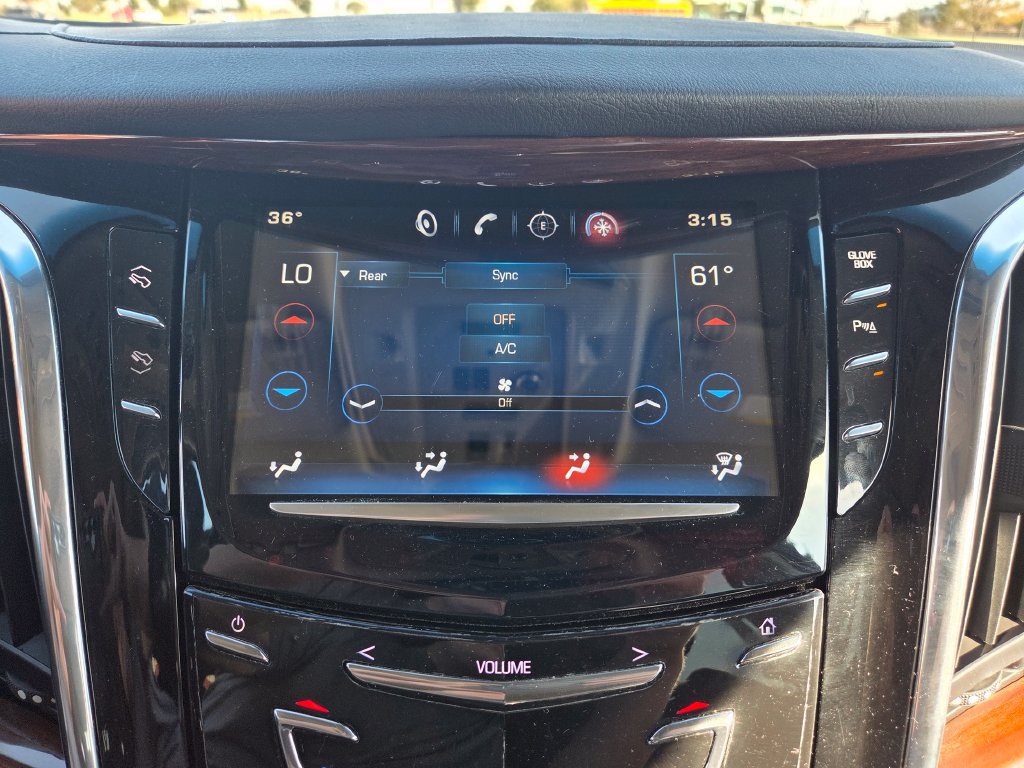 Used 2015 Cadillac Escalade ESV Luxury AWD/4WD image 23