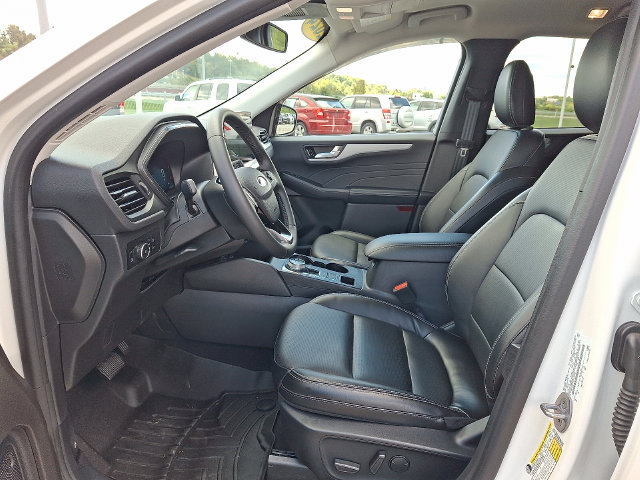 Used 2024 Ford Escape Platinum AWD/4WD image 13