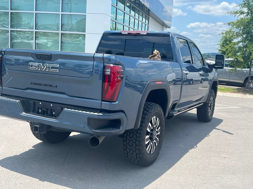 Used 2025 GMC Sierra 2500 Denali Ultimate AWD/4WD image 10