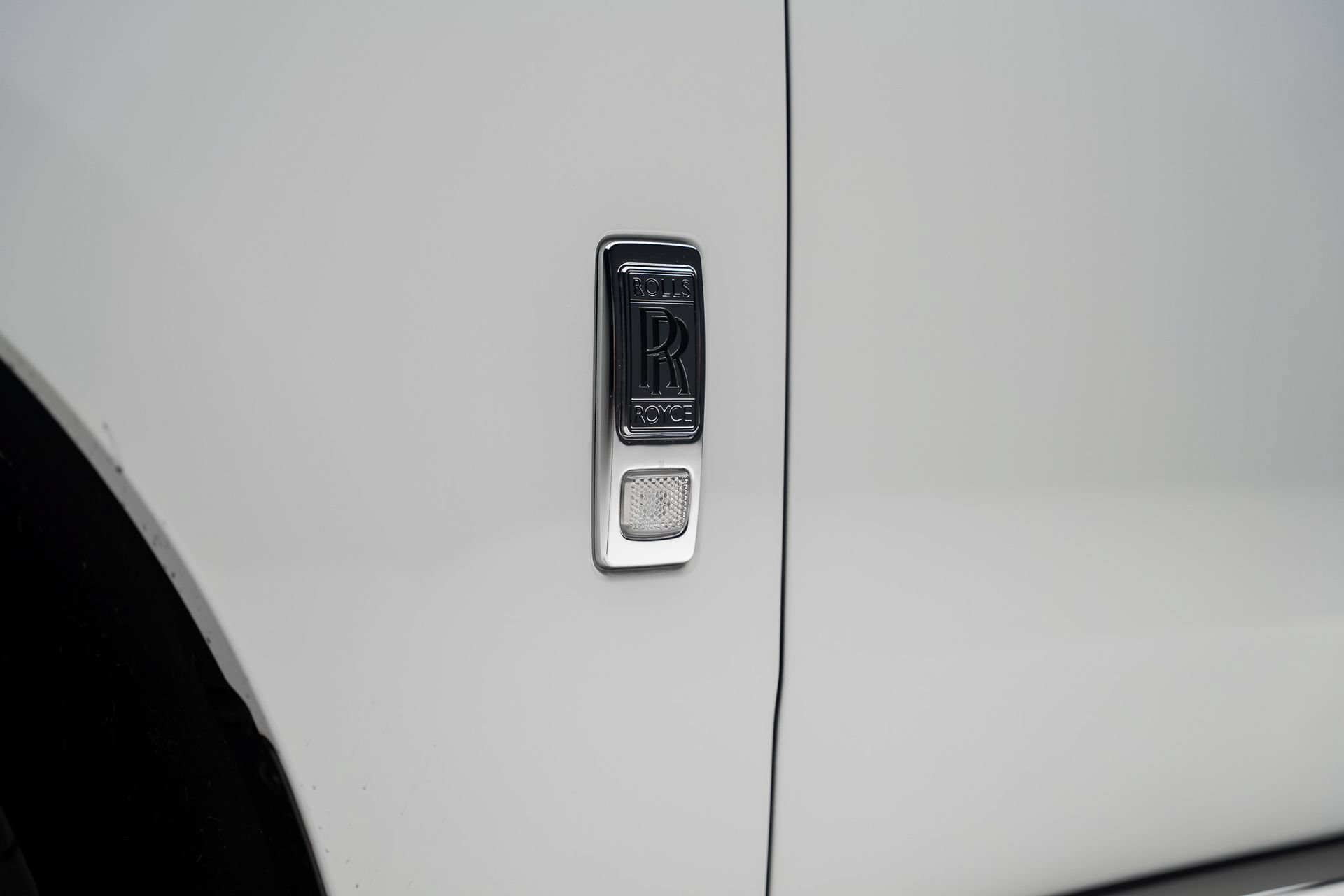 Used 2024 Rolls-Royce Cullinan w/ Cullinan Package AWD/4WD image 24