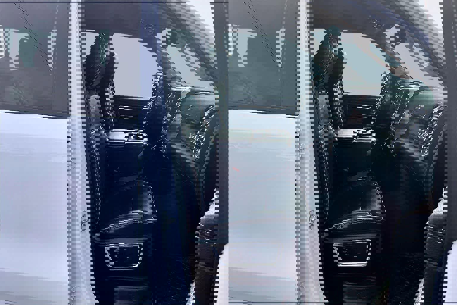 Used 2021 RAM 1500 Laramie w/ Off Road Group image 14