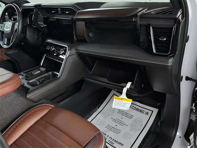 Used 2024 GMC Sierra 3500 Denali Ultimate image 25