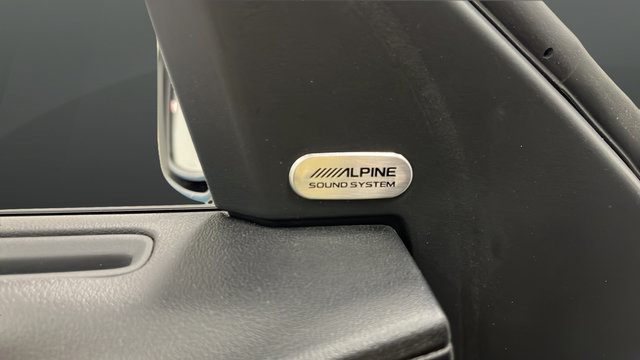 Used 2023 Dodge Charger R/T w/ Plus Group RWD image 32