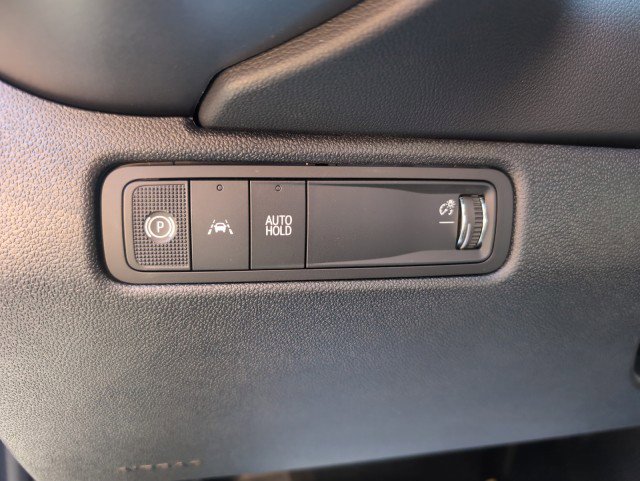 New 2026 Chevrolet Equinox EV LT image 29