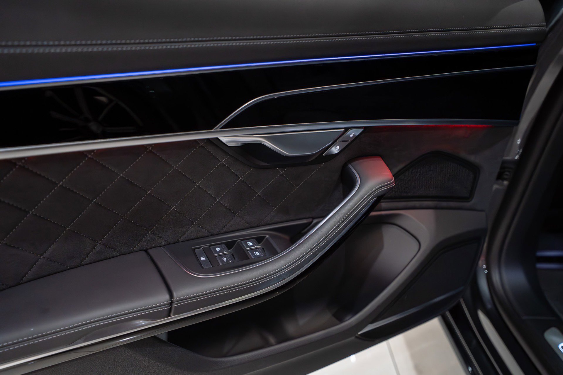 Used 2023 Audi S8 w/ S8 Comfort Plus Package image 61