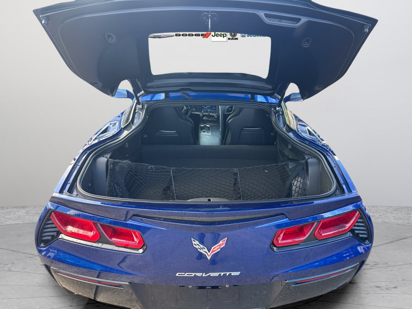 Used 2019 Chevrolet Corvette Stingray Coupe w/ 1LT RWD image 18