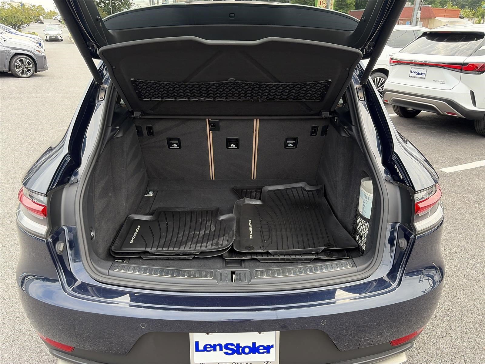 Used 2019 Porsche Macan AWD/4WD image 13