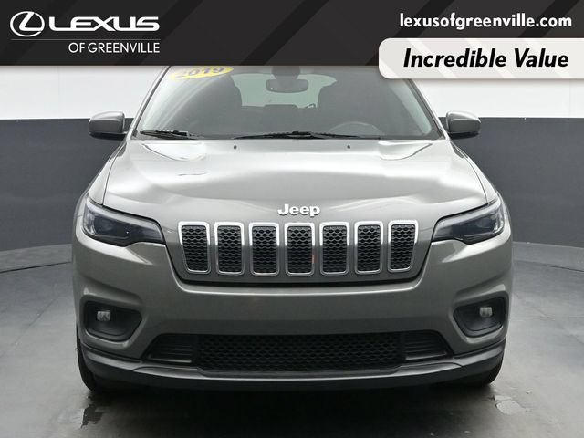 Used 2019 Jeep Cherokee Latitude Plus w/ Comfort/Convenience Group FWD image 7