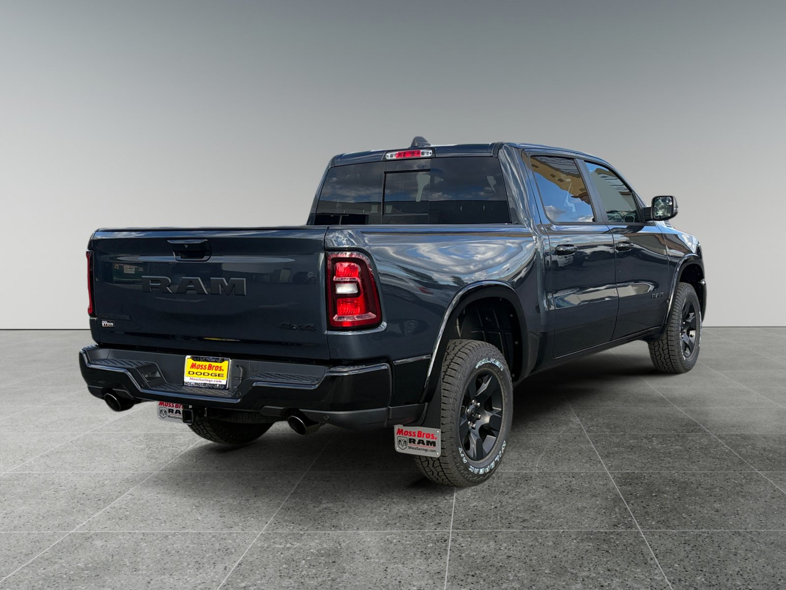 New 2027 RAM 1500 4x4 Crew Cab image 5