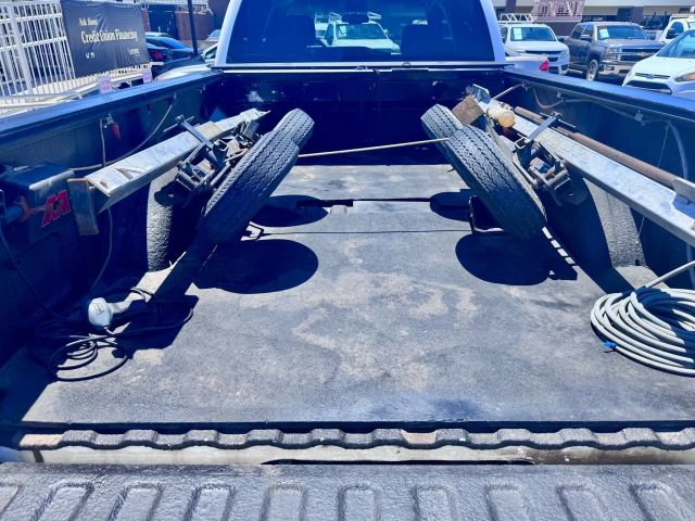 Used 2007 GMC Sierra 3500 SLT w/ Heavy-Duty Power Package image 12