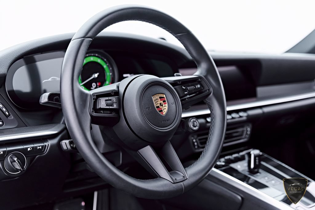 Used 2023 Porsche 911 Carrera RWD image 42