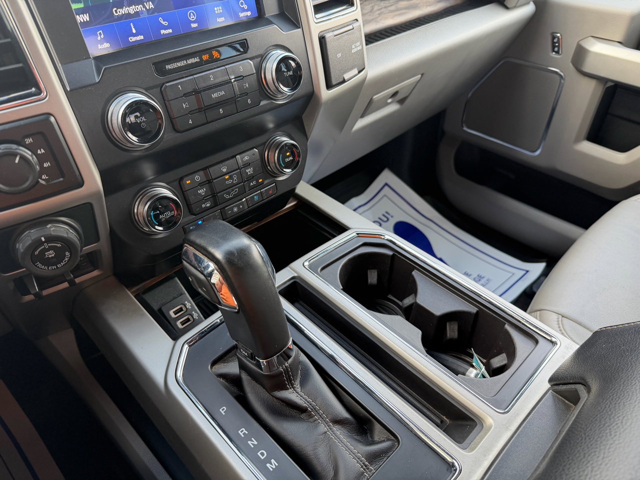 Used 2019 Ford F150 Lariat w/ Equipment Group 502A Luxury image 19