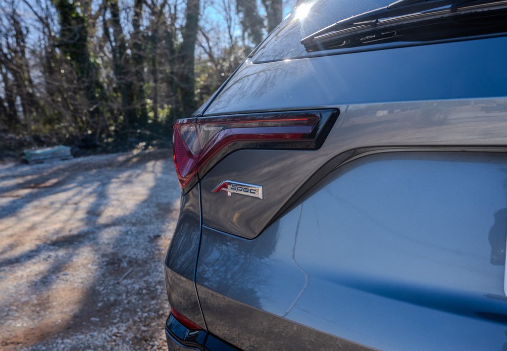 Used 2023 Acura MDX A-Spec image 10