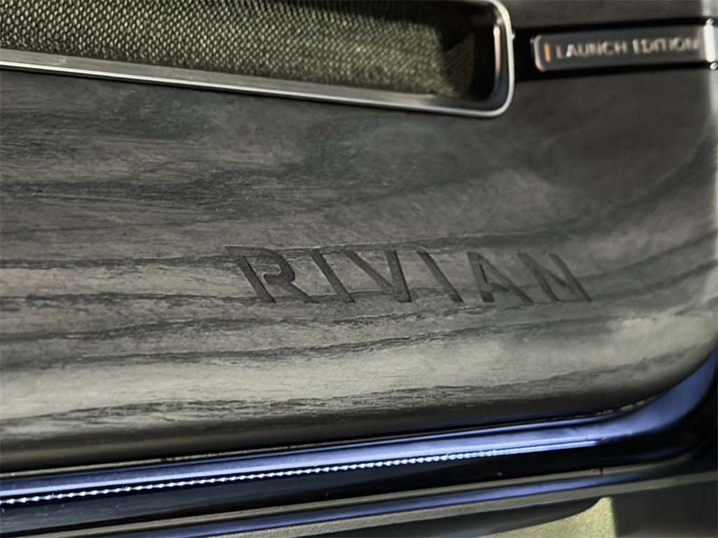 Used 2022 Rivian R1T Launch Edition image 39