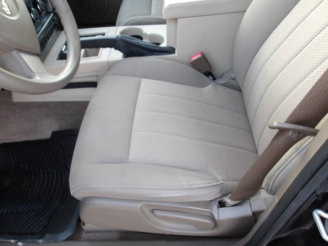 Used 2009 Jeep Liberty Sport w/ Popular Equipment Group image 17