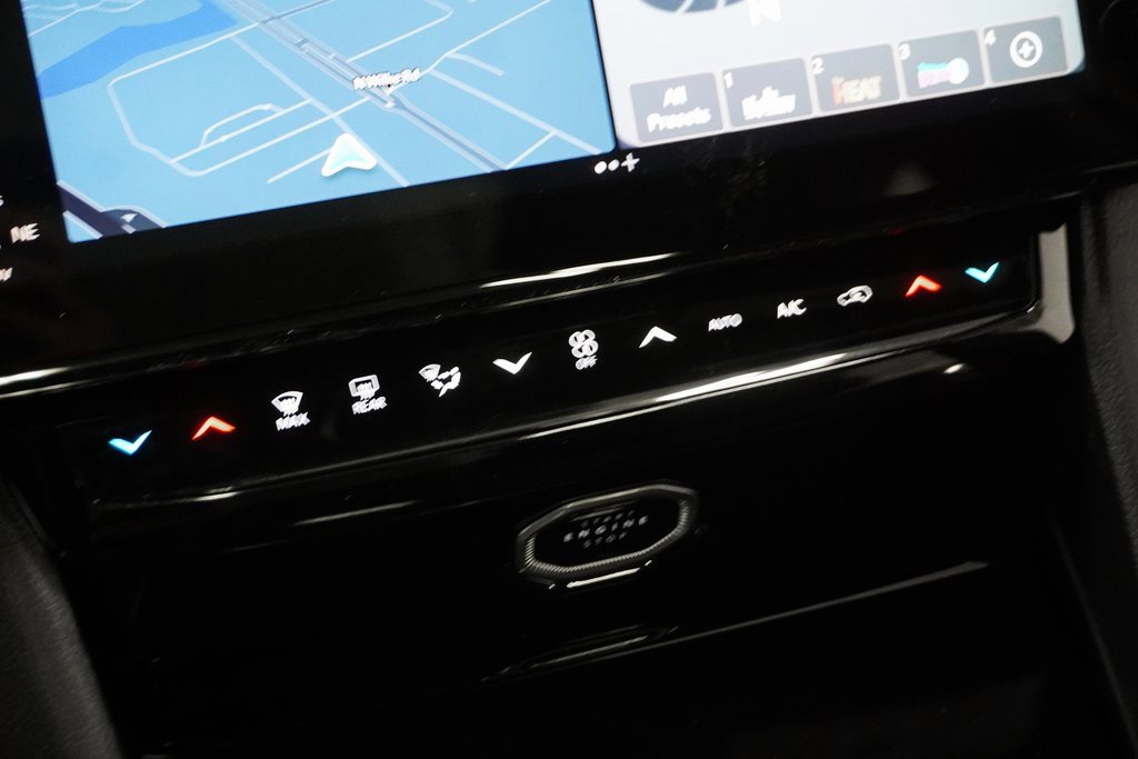 New 2026 Jeep Grand Cherokee Limited w/ Limited Altitude Package image 25