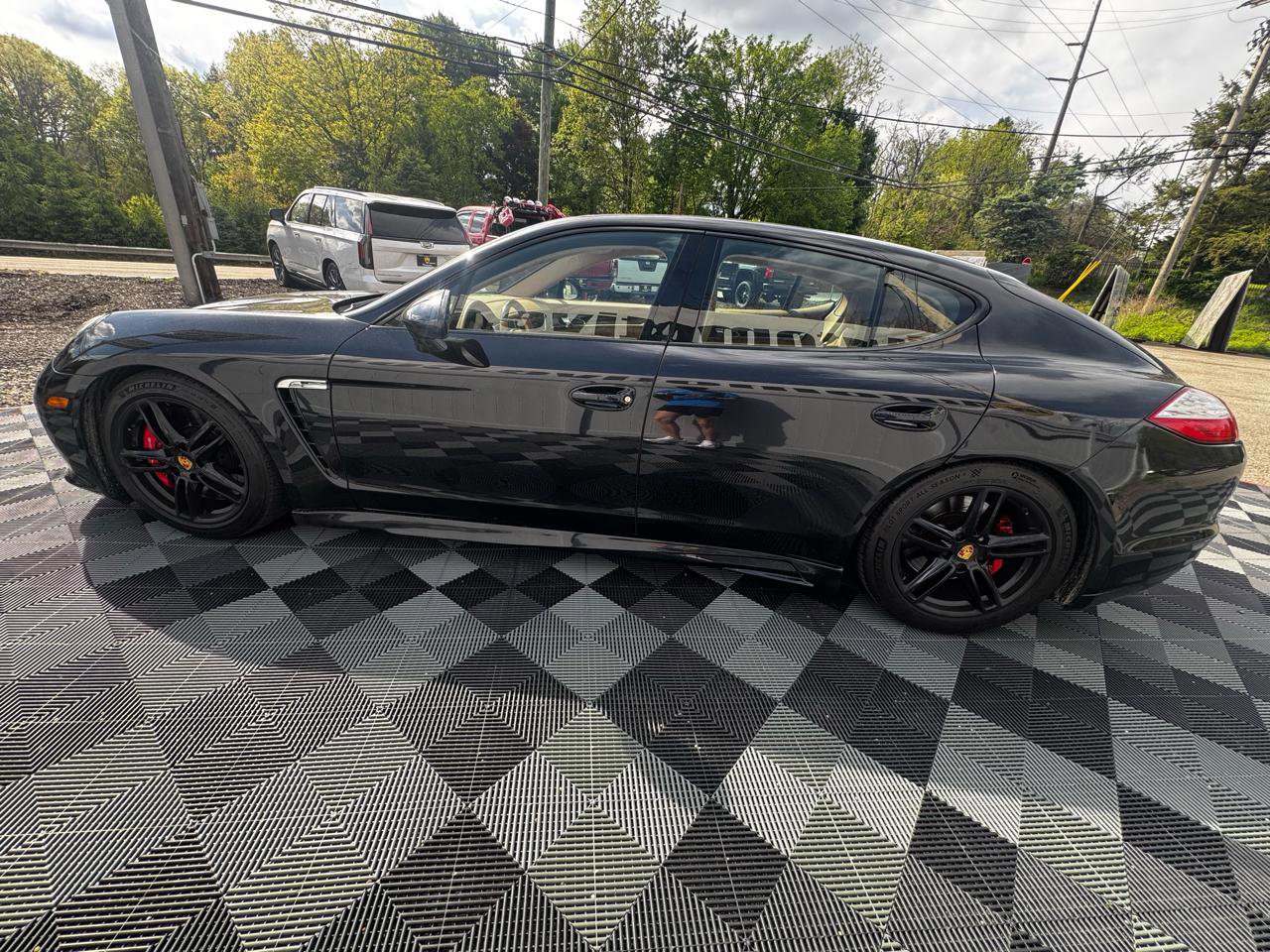 Used 2013 Porsche Panamera GTS AWD/4WD image 6