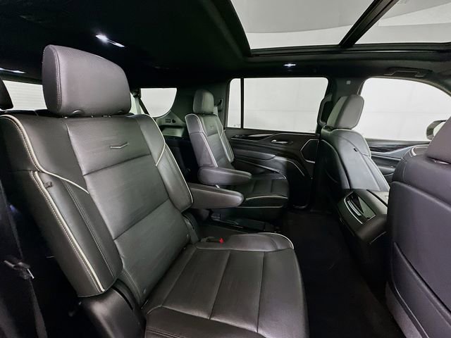 Certified 2023 Cadillac Escalade ESV Sport AWD/4WD image 30