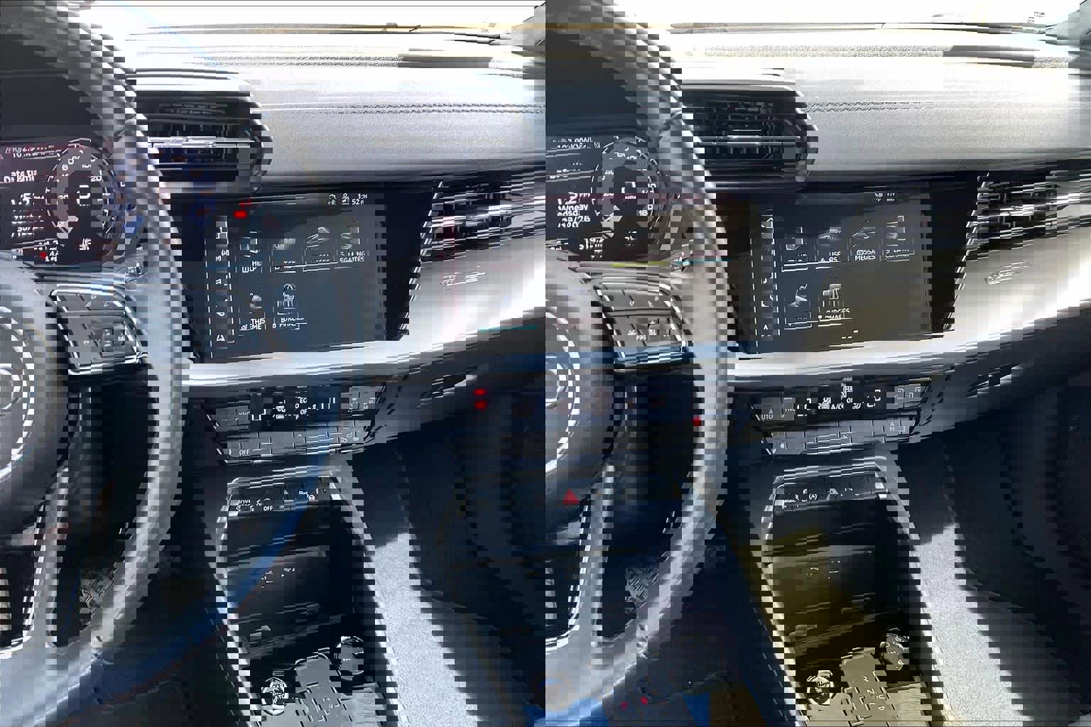 Used 2024 Audi A3 2.0T Premium image 7