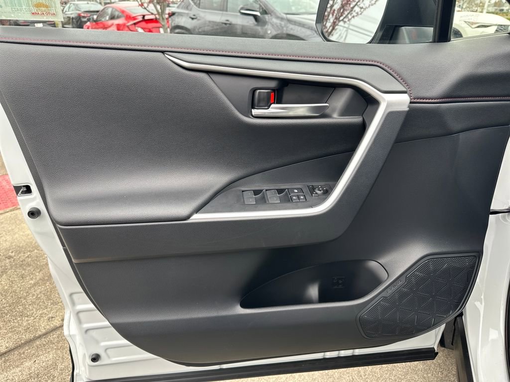 Used 2025 Toyota RAV4 XSE w/ Weather Package image 11