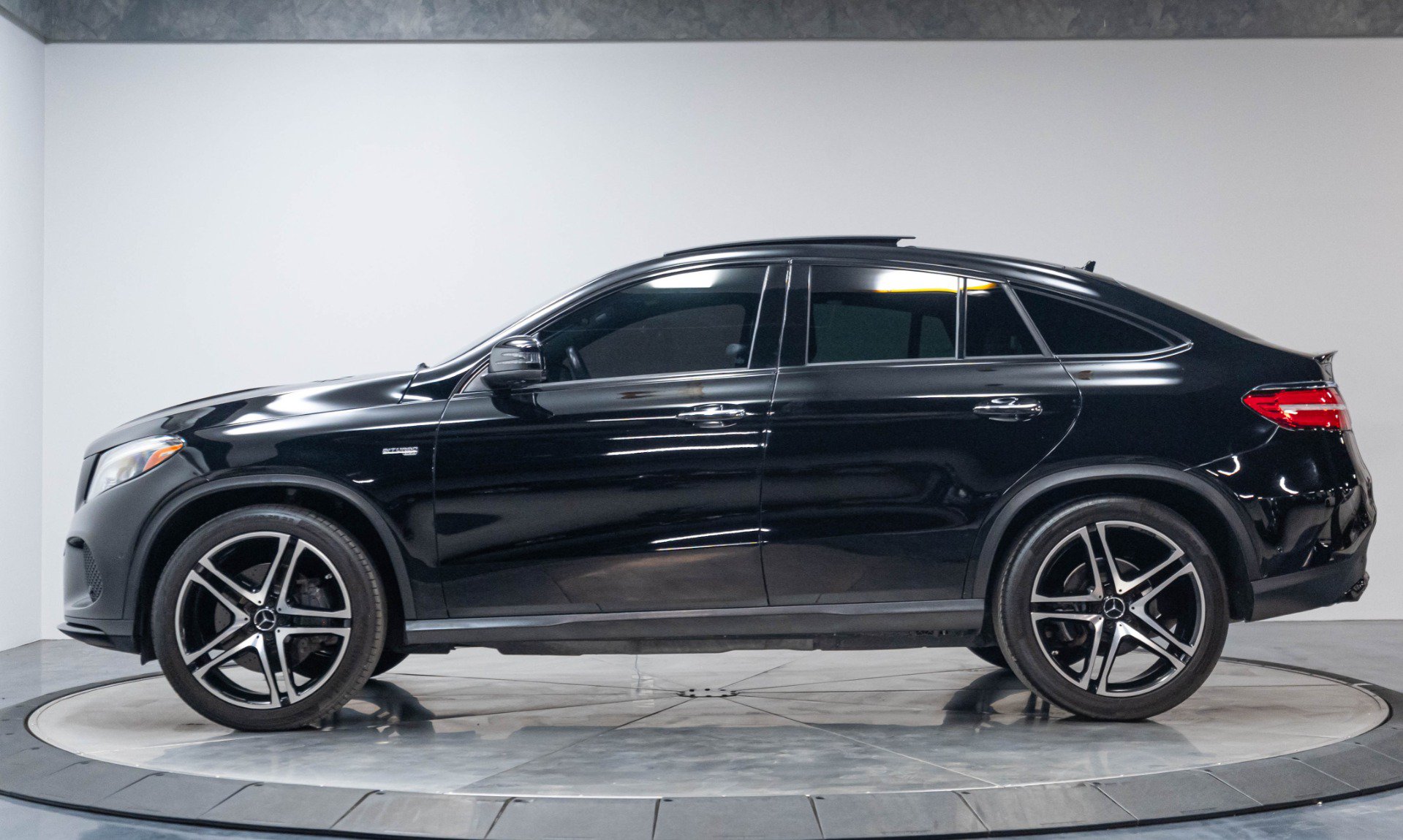 Used 2018 Mercedes-Benz GLE 43 AMG 4MATIC Coupe image 35