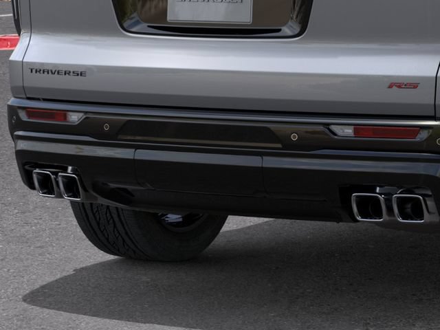 New 2027 Chevrolet Traverse RS w/ LPO, Floor Liner Package FWD image 14